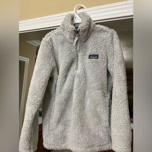 Girls Gray Patagonia Pullover